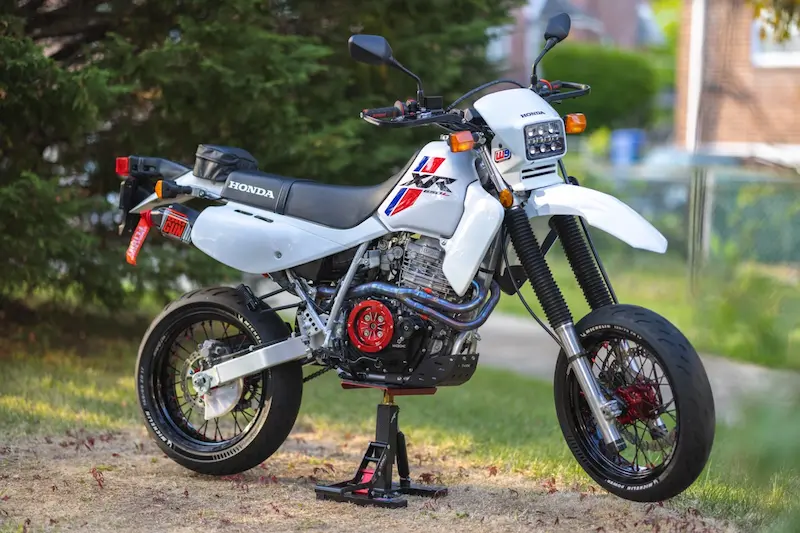 Jenis Motor Besar Supermoto