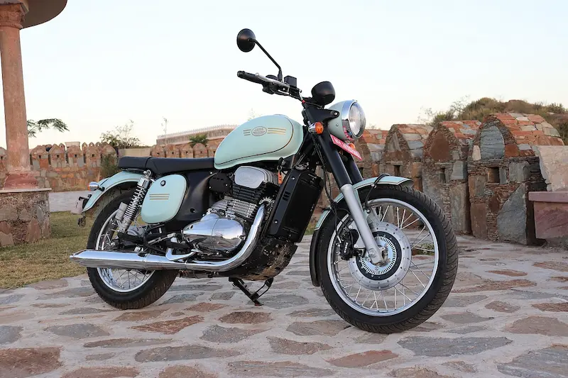 motor besar mahindra