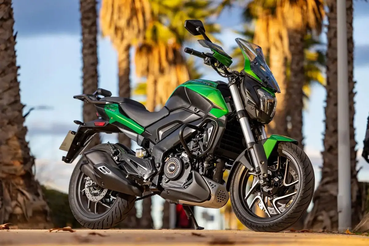 Motor Besar Bajaj 2026